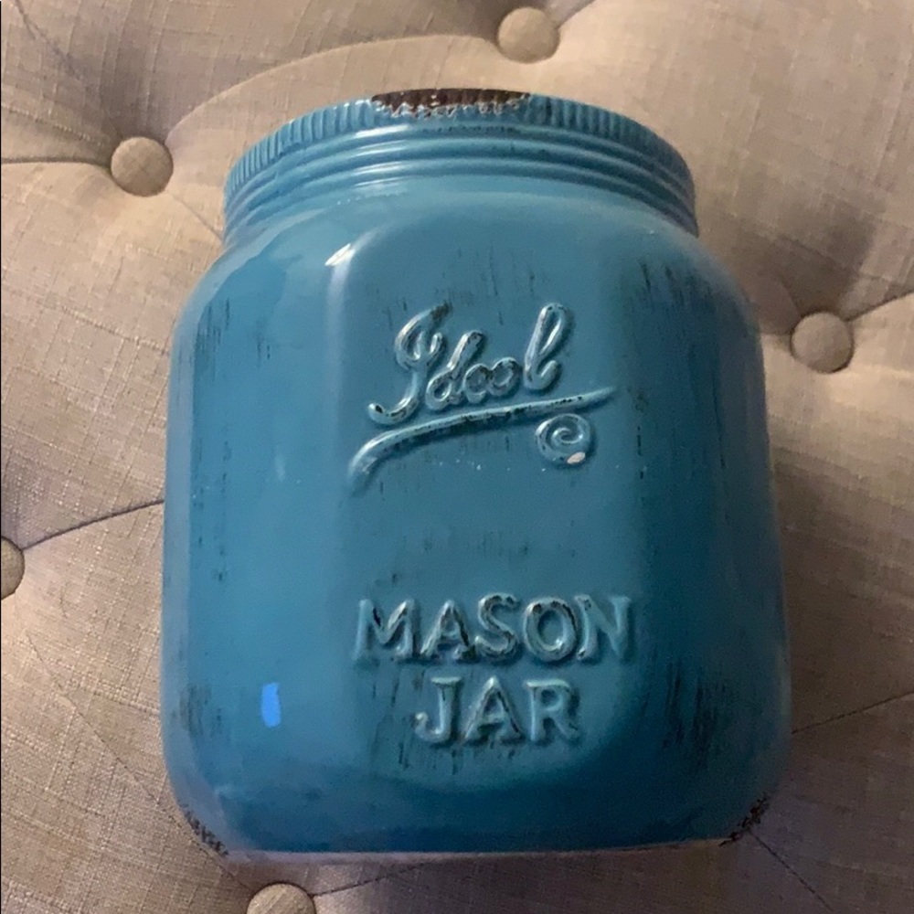 Mason jar vase